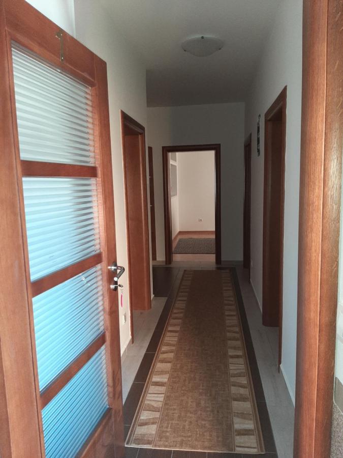 Apartmani Mia Vuksanovic Cetinje Buitenkant foto