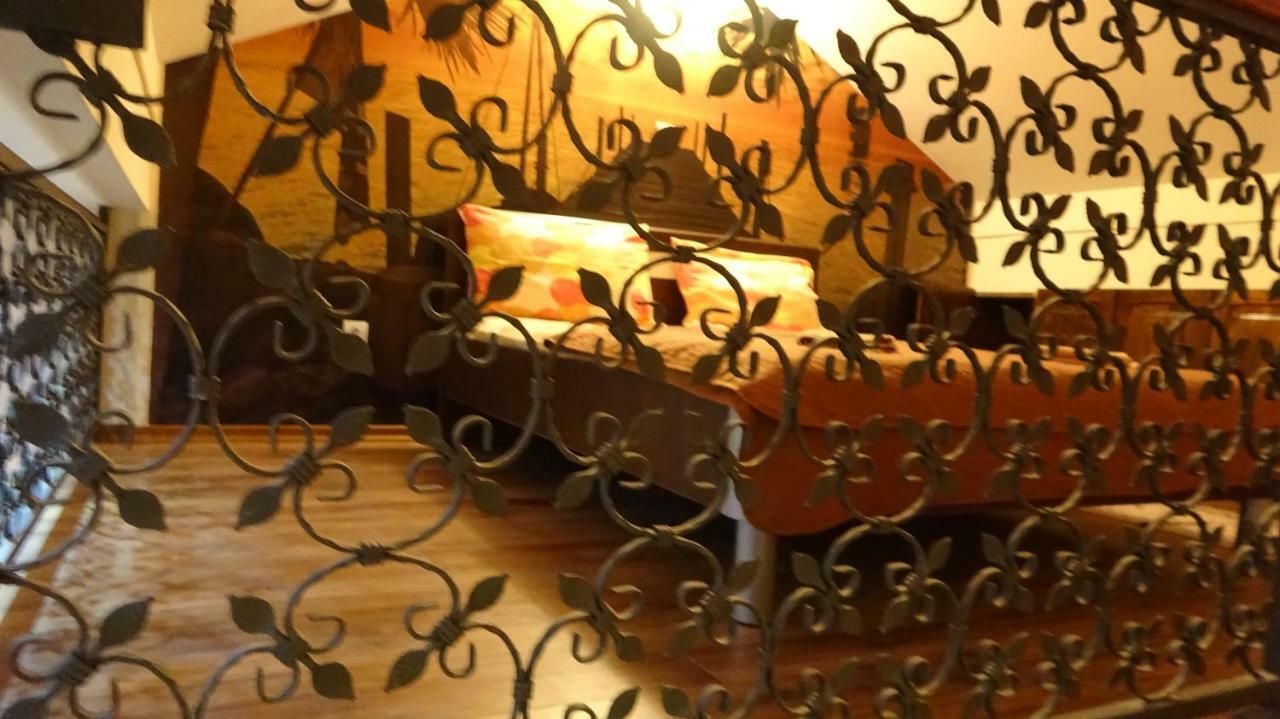 Apartmani Mia Vuksanovic Cetinje Buitenkant foto