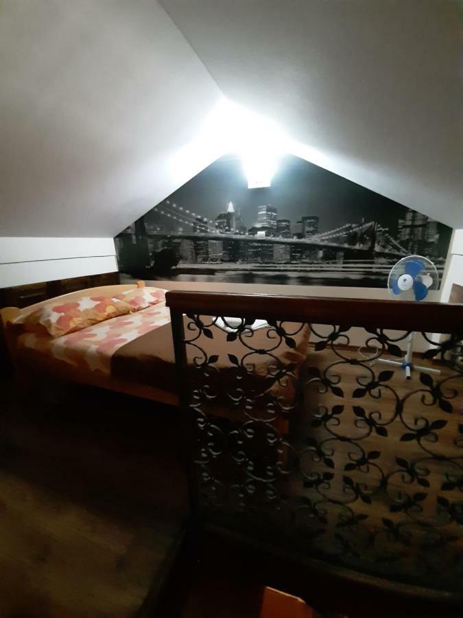 Apartmani Mia Vuksanovic Cetinje Buitenkant foto